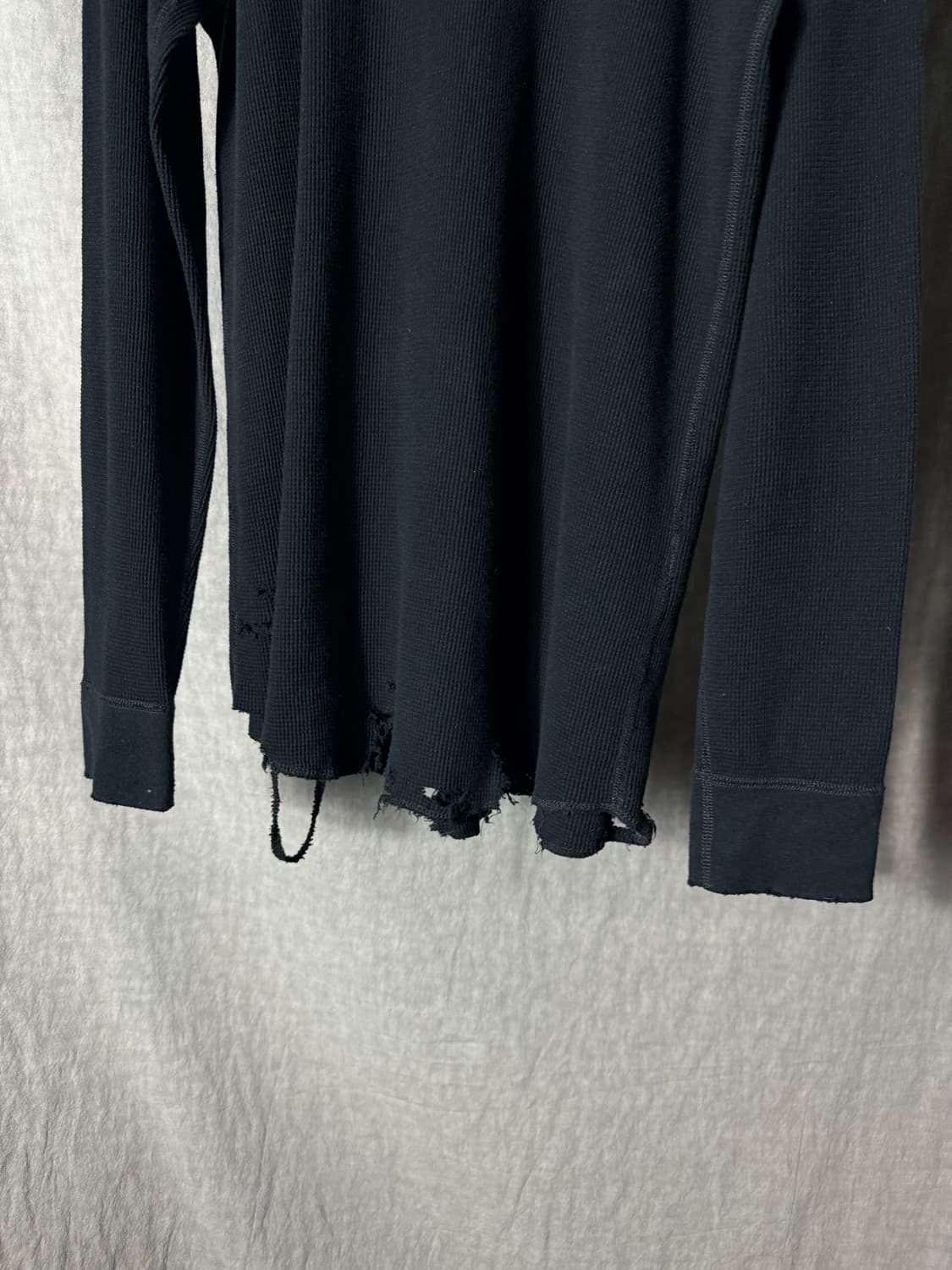 ancellm Distressed Thermal Knit Longslee 상품이미지4