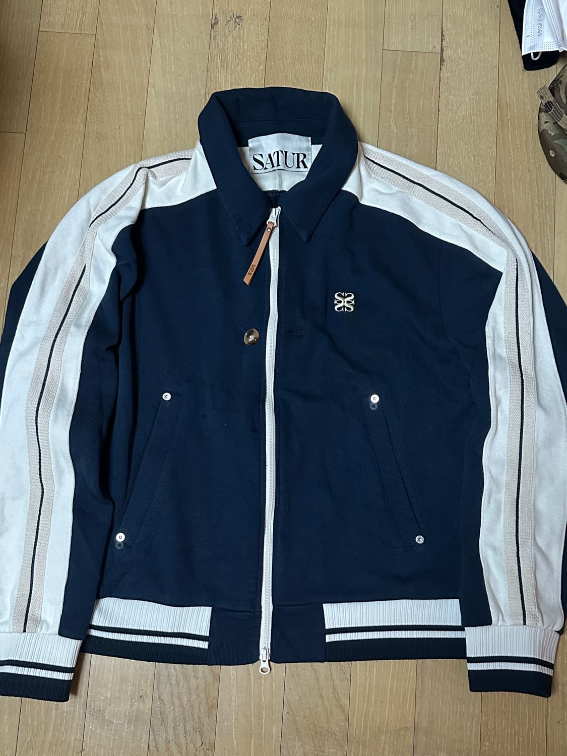 로턴 칼라 트랙 집업 자켓 클래식 네이비 상품이미지3