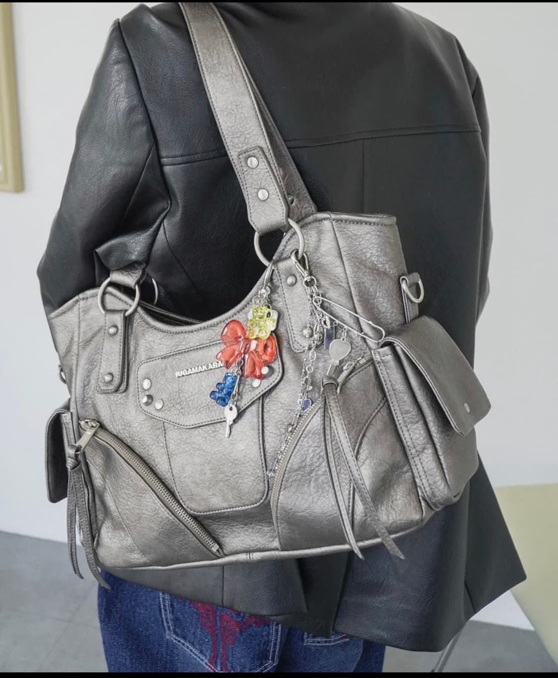 이우가마카라스 숄더백 실버(스트랩x) 상품이미지2