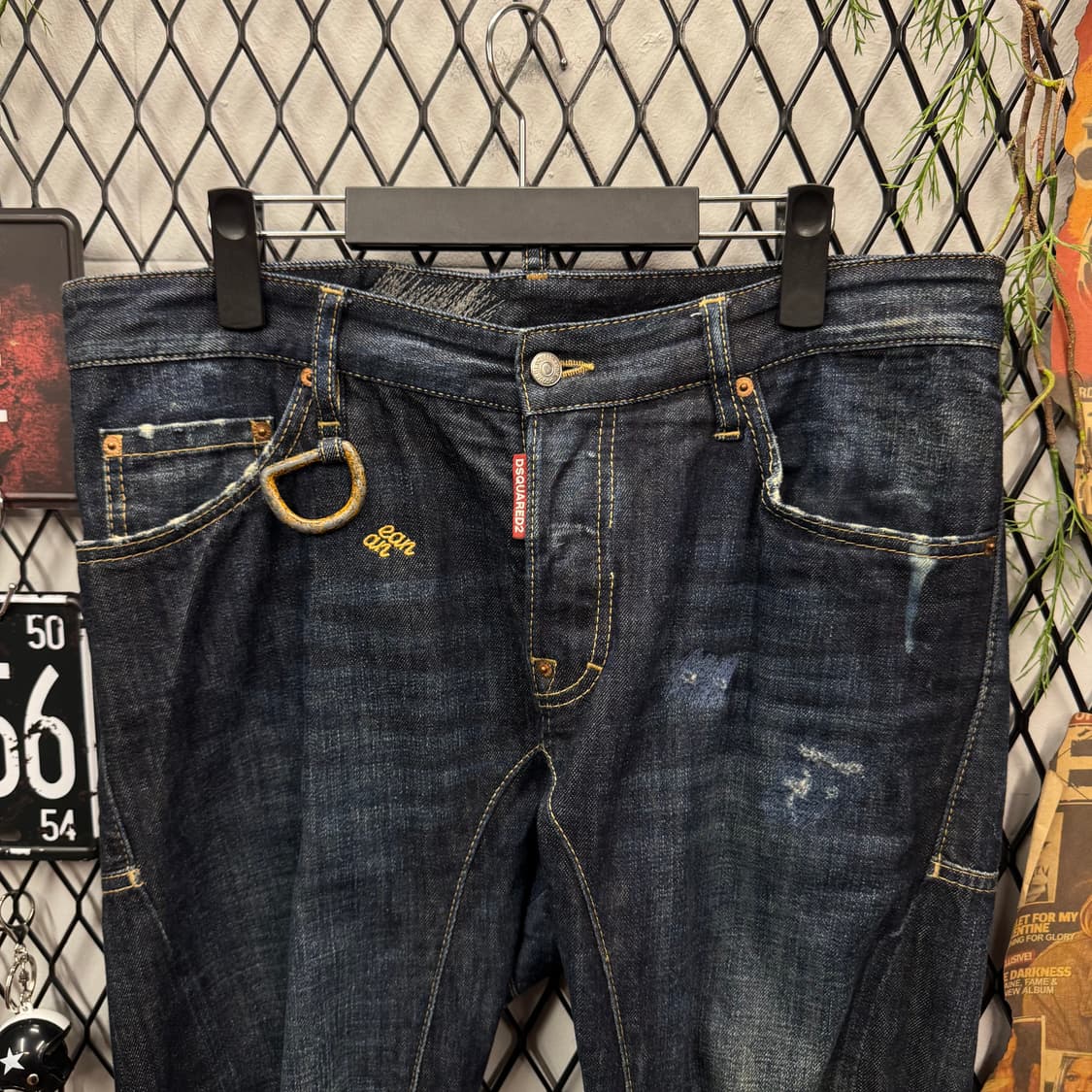 디스퀘어드2 D링 바이커 데님 팬츠 전면 버클 포인트 진청 상품이미지3