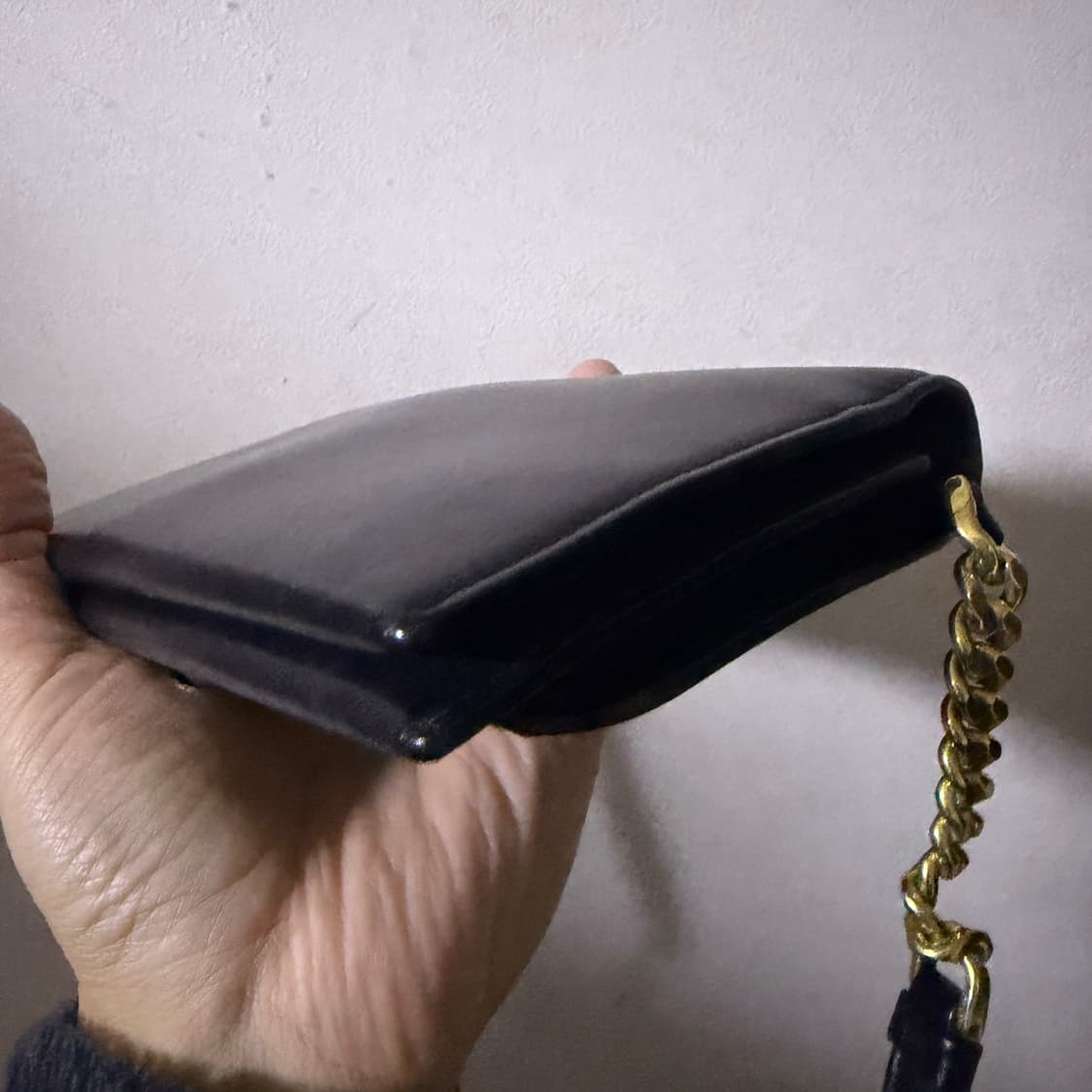 페라가모 간치니 금장 미니 크로스백  상품이미지6