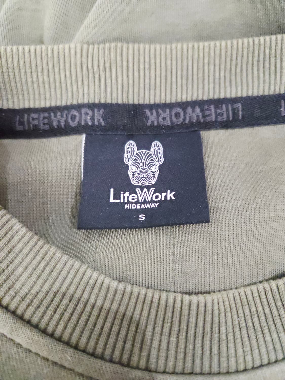 라이프워크 카키 라독 레더 와펜 맨투맨_S 상품이미지6