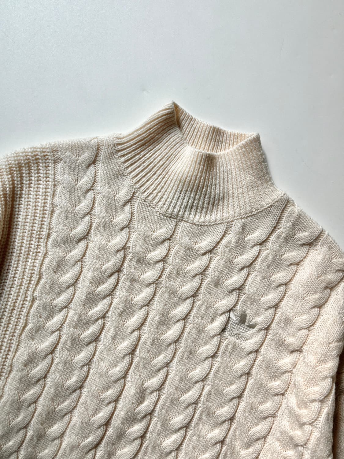 Adidas 아디다스 아이보리 케이블 하이넥 니트 상품이미지6