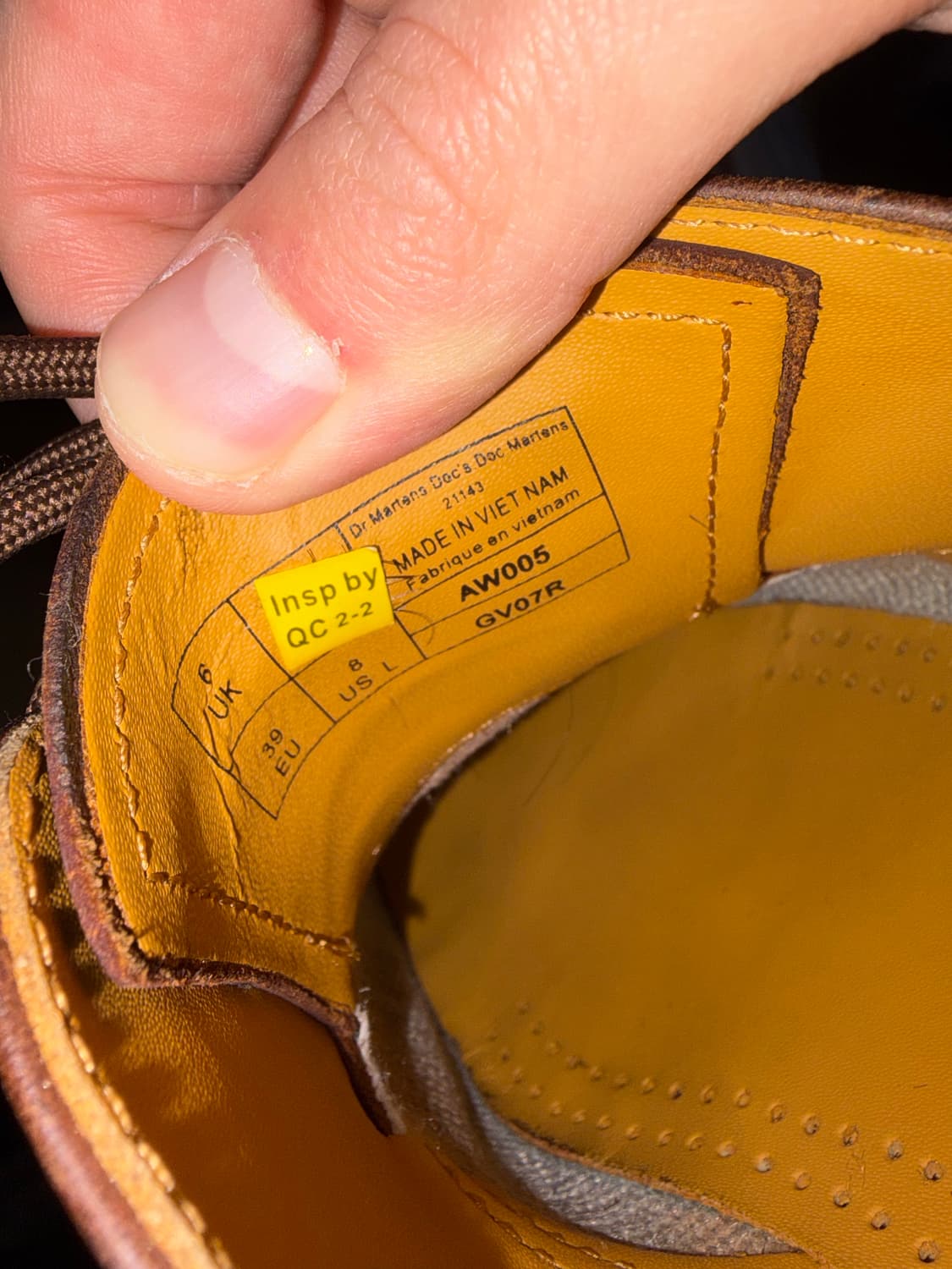 닥터마틴 3홀 21143 브라운 상품이미지5