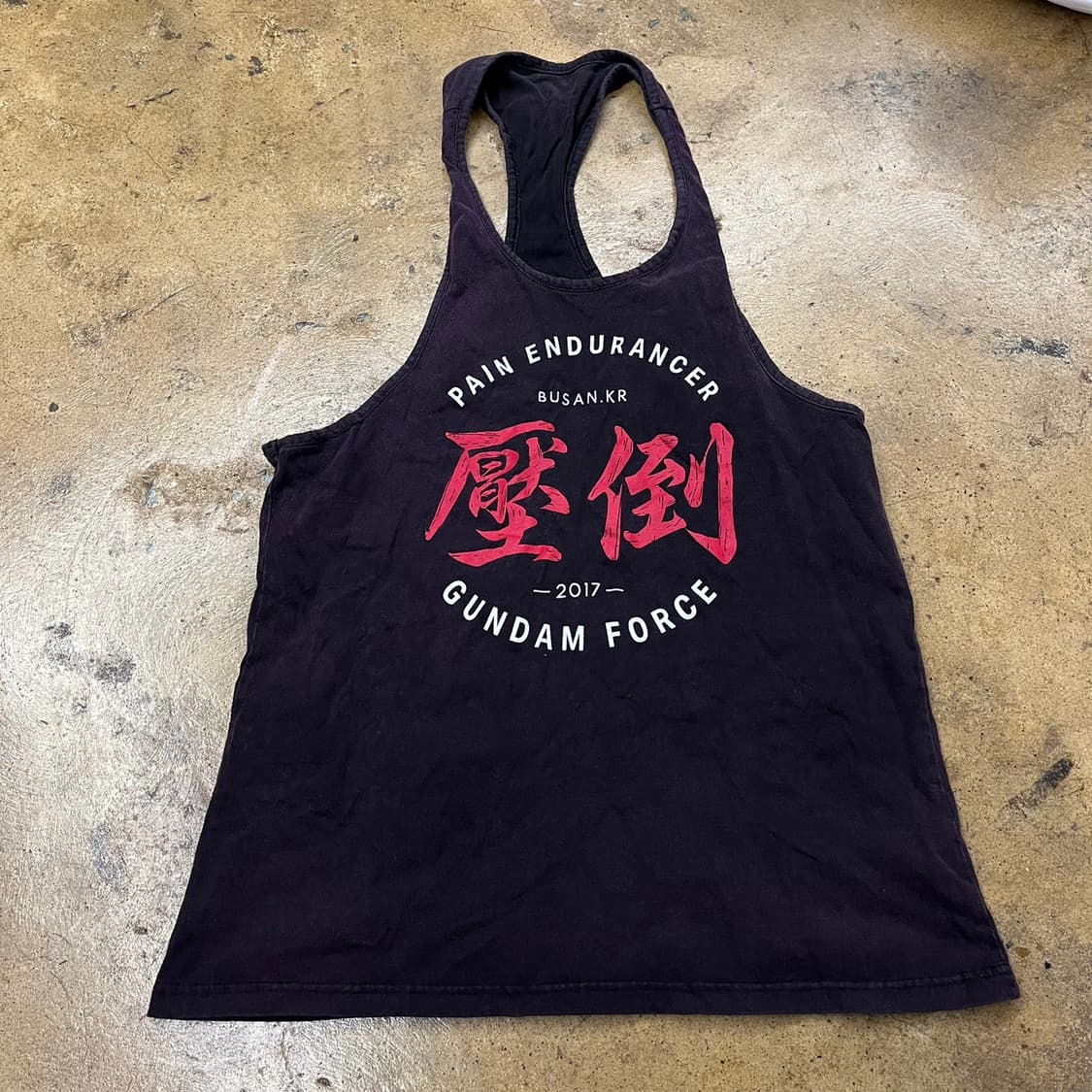 [정품/M] 압도 빅로고 나시 블랙 b17 상품이미지2