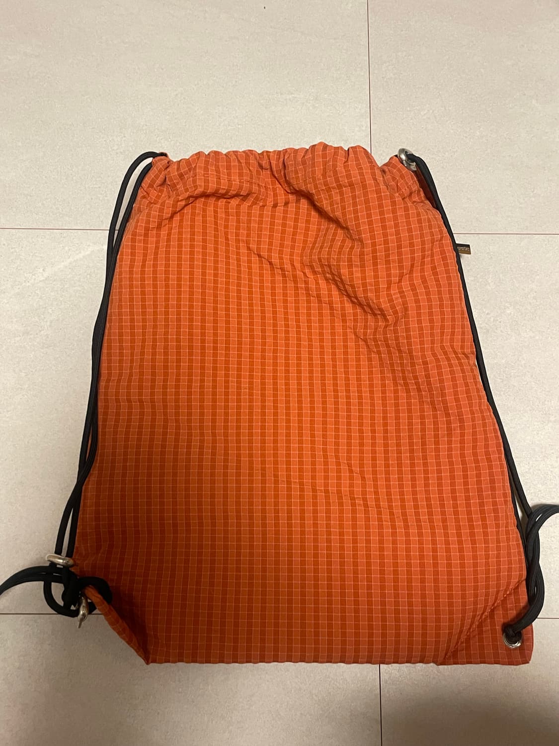 마스마룰즈 오렌지 체크 스트링 백팩 상품이미지2