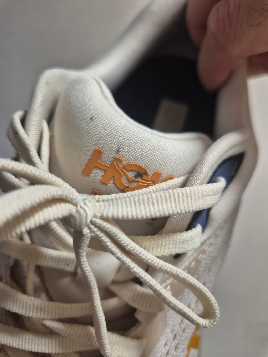 [265] 호카 본디 8 오트 밀크 앨러배스터 - 레귤러 상품이미지4