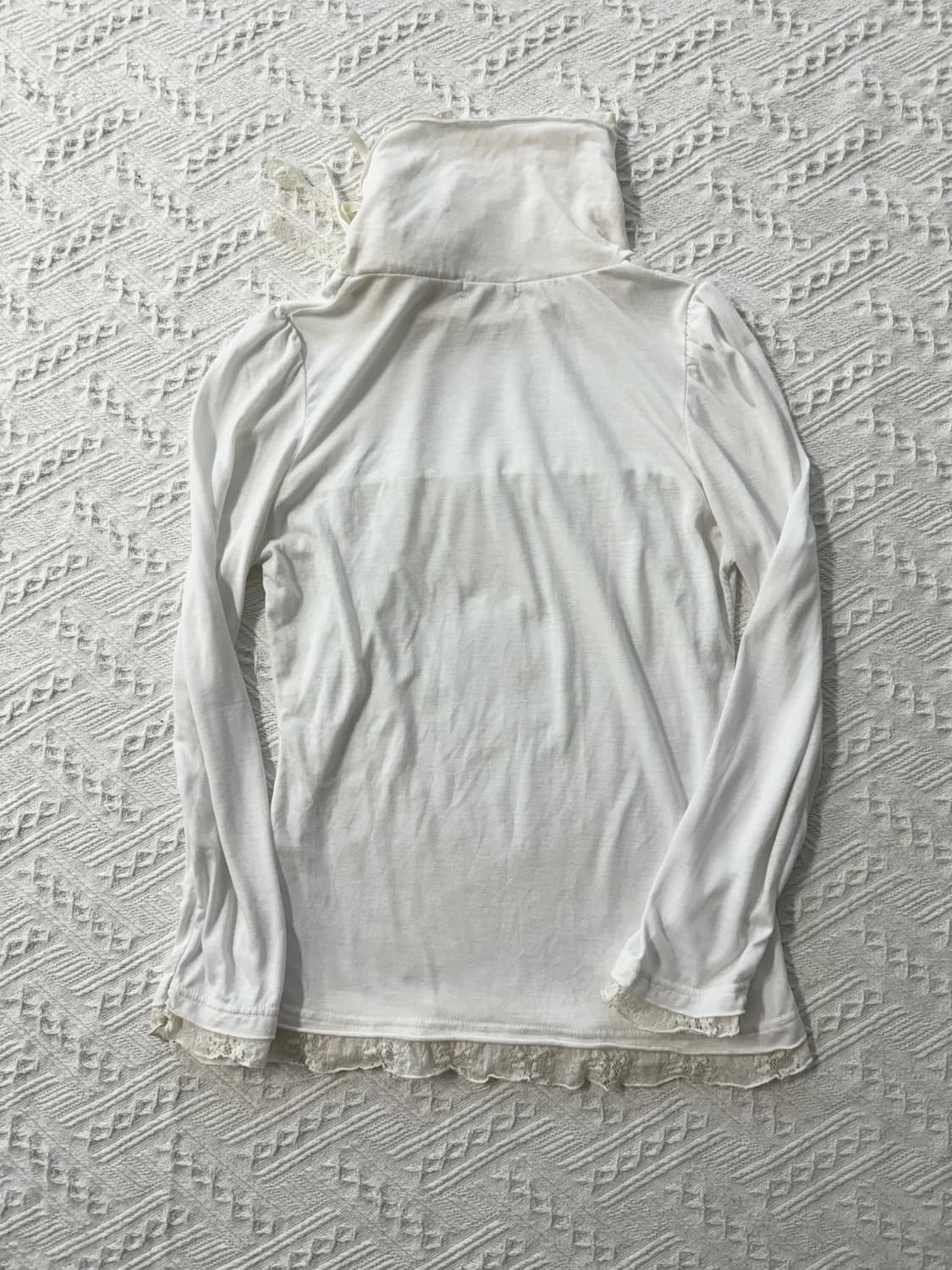 리본 모티프 넥 레이스 셔링 디테일 폴라 넥 티 2pcs SET 상품이미지10