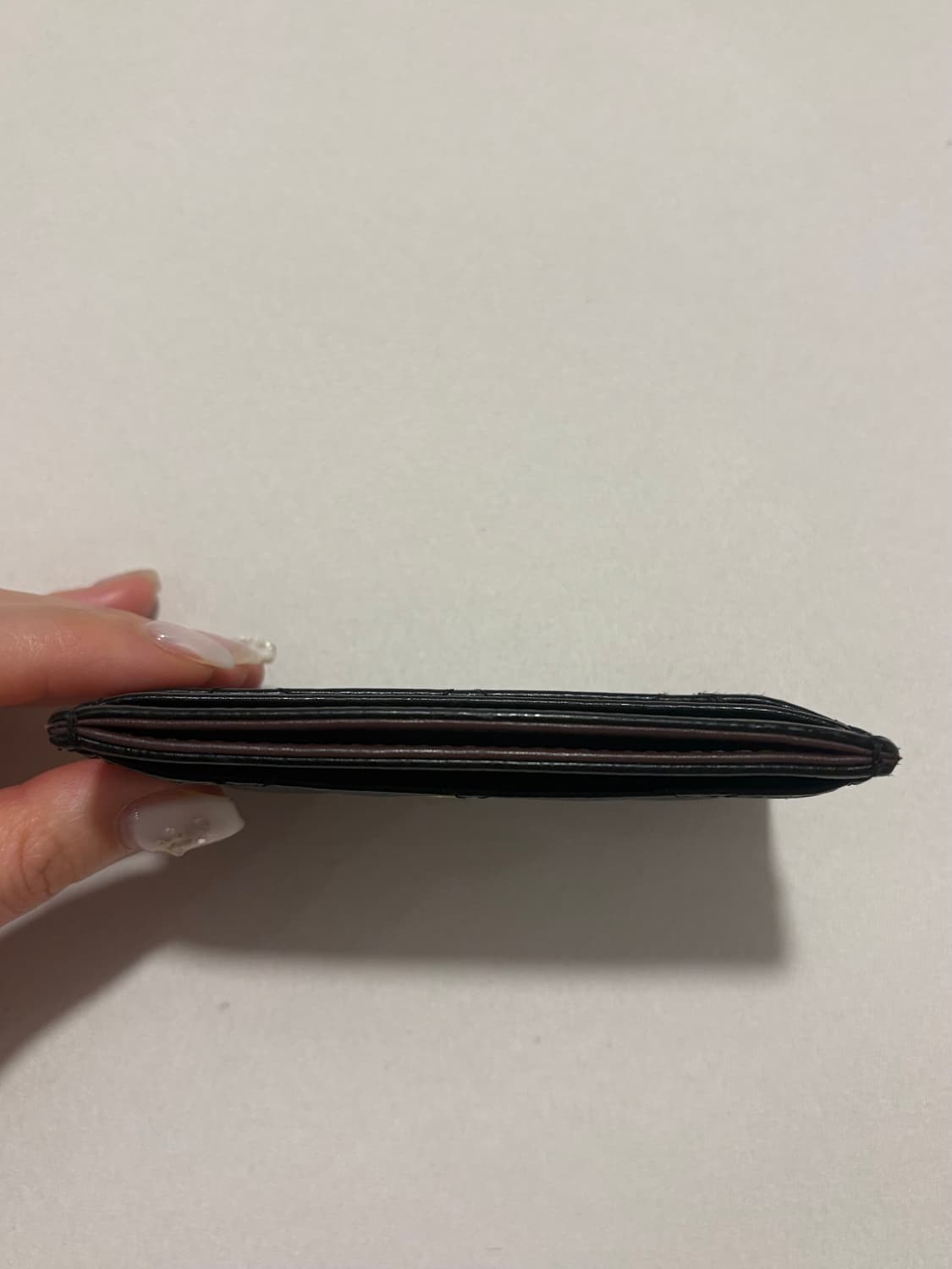 샤넬 클래식 캐비어 금장 카드지갑 상품이미지7