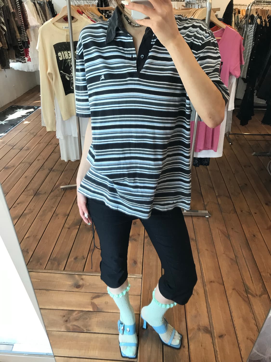 버버리 블랙라벨 단가라 카라티 상품이미지1