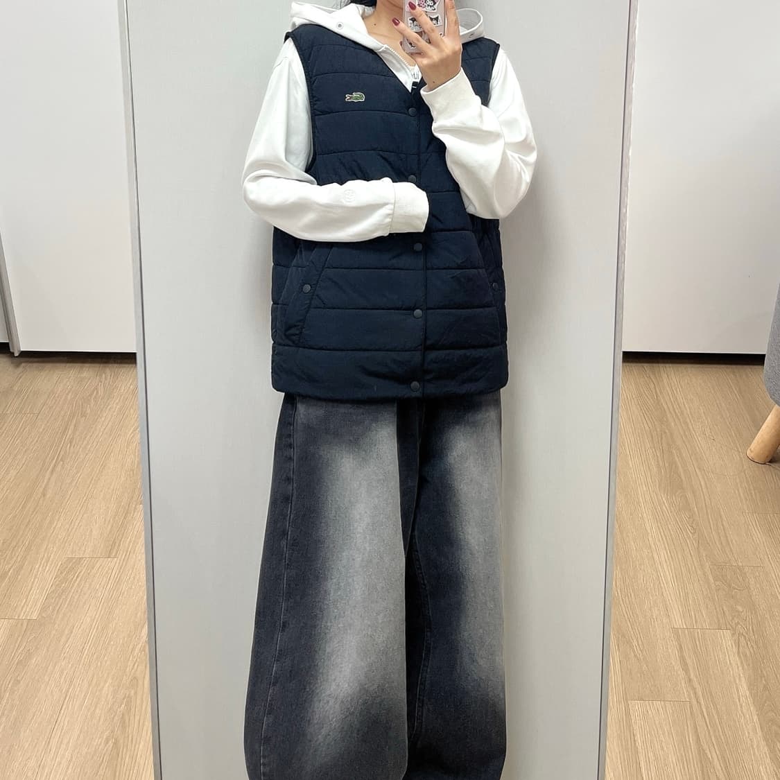 라코스테 자수로고 경량 패딩 조끼 상품이미지1