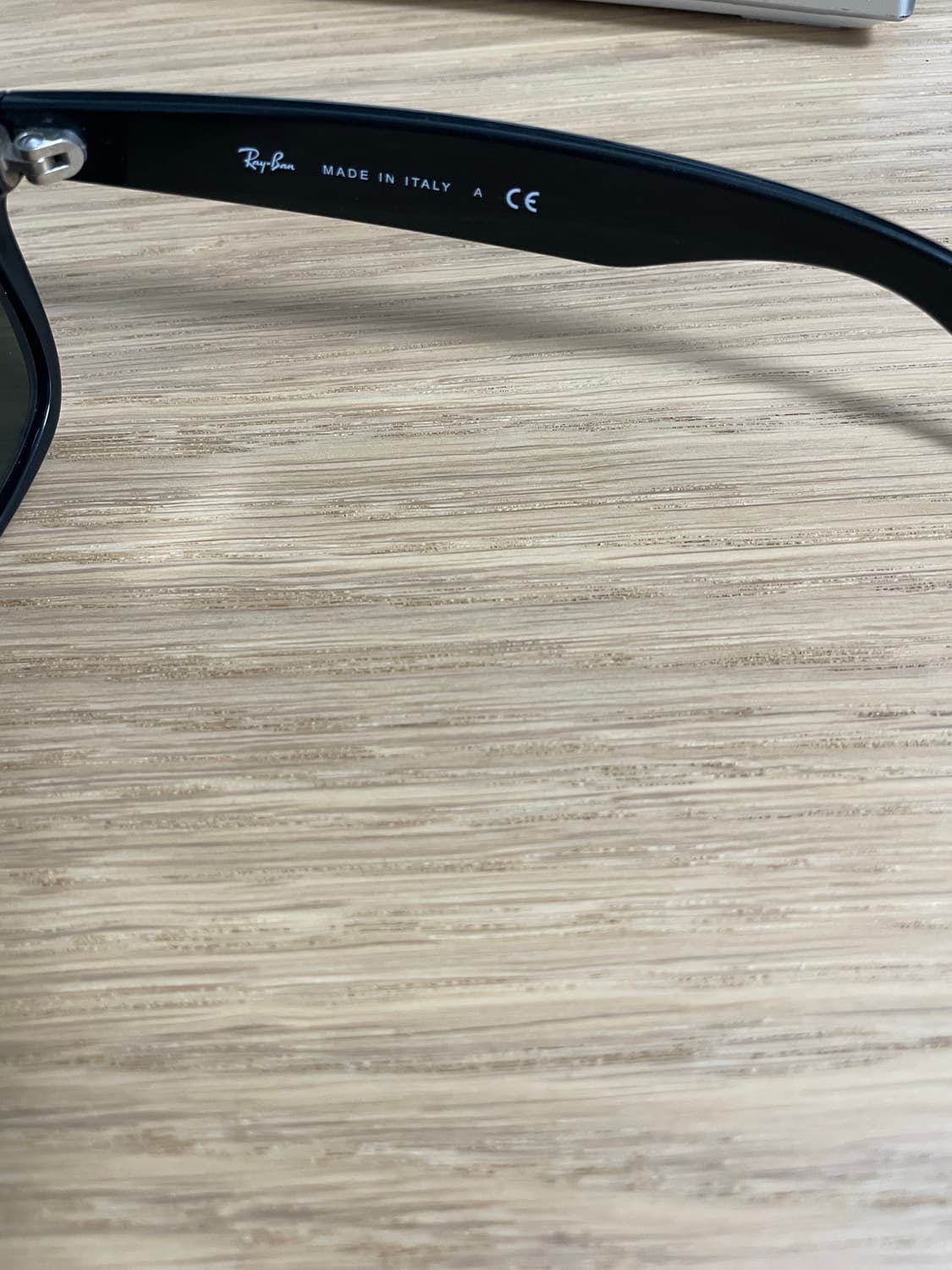 레이벤 뉴웨이페어러 2132 52사이즈 상품이미지2