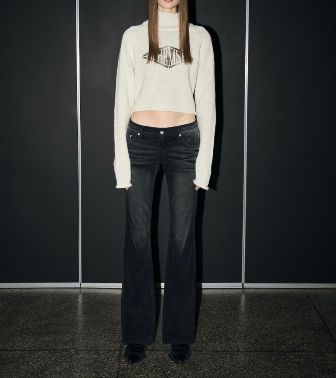 보헤미안서울 알파카 폴라 터틀넥 니트 아이보리 상품이미지2