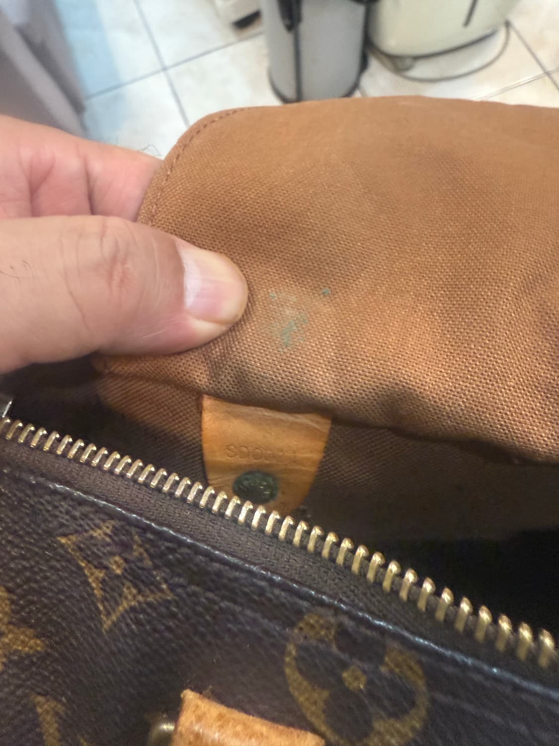 정품 루이비통 스피디 25 정품입니다 상품이미지7