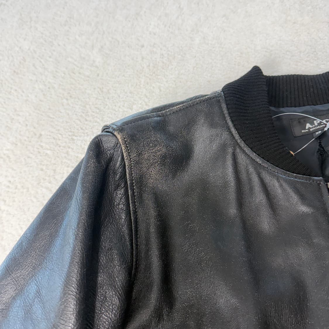 A.P.C 카프스킨 레더자켓  상품이미지3