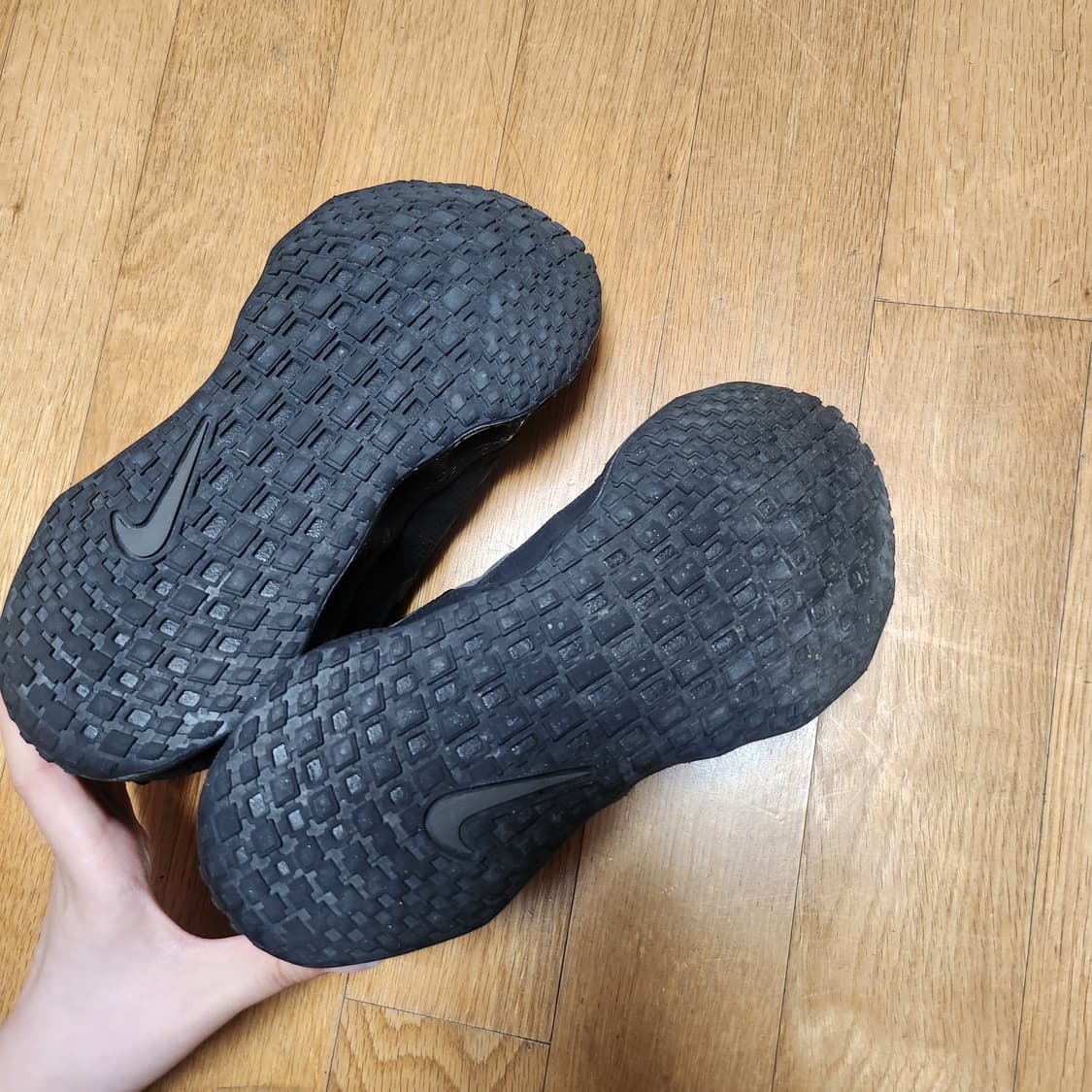 나이키 혜인서 230 실착2회 상품이미지3