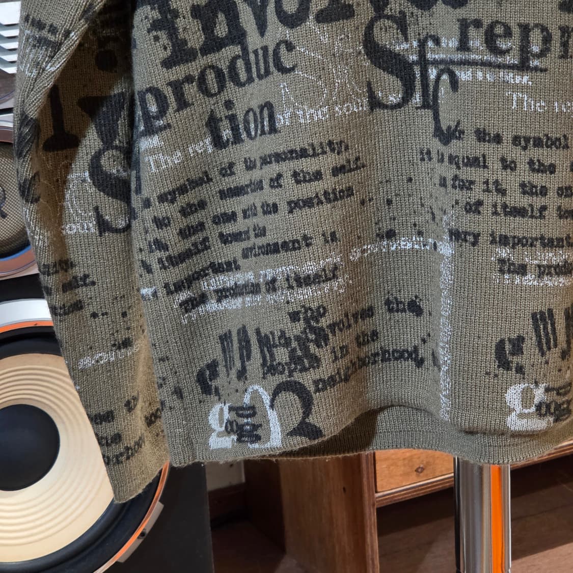 JPN 카키 레터링 니트 롱슬리브 상품이미지7