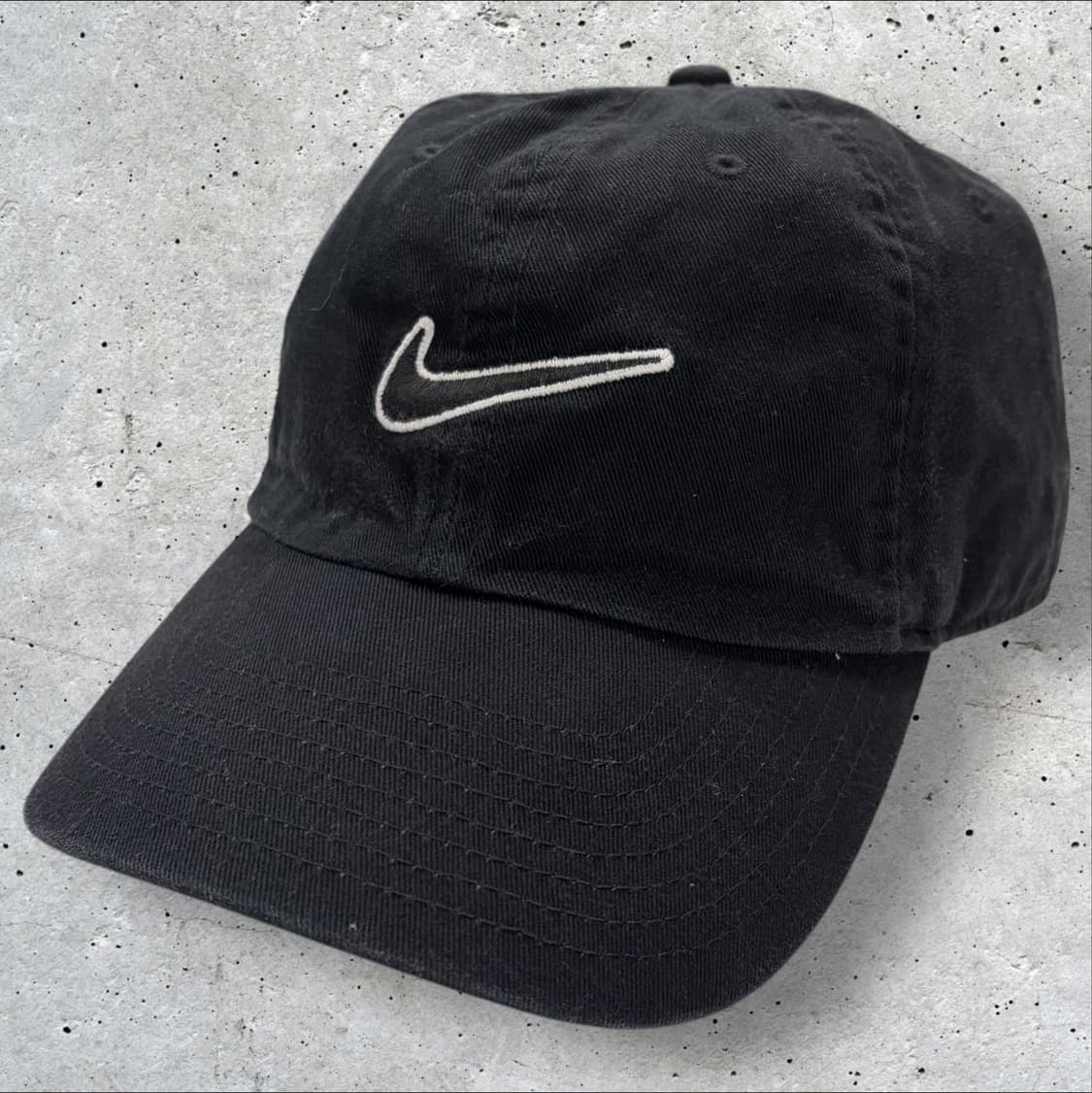 나이키 스우시 블랙 볼캡 상품이미지1