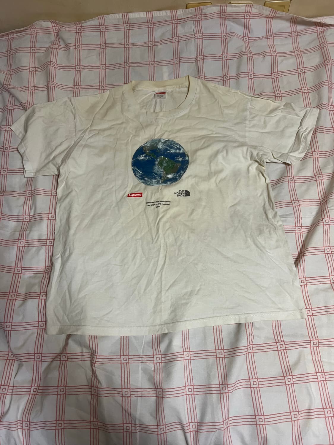 슈프림 노스페이스 one world 티셔츠 상품이미지1