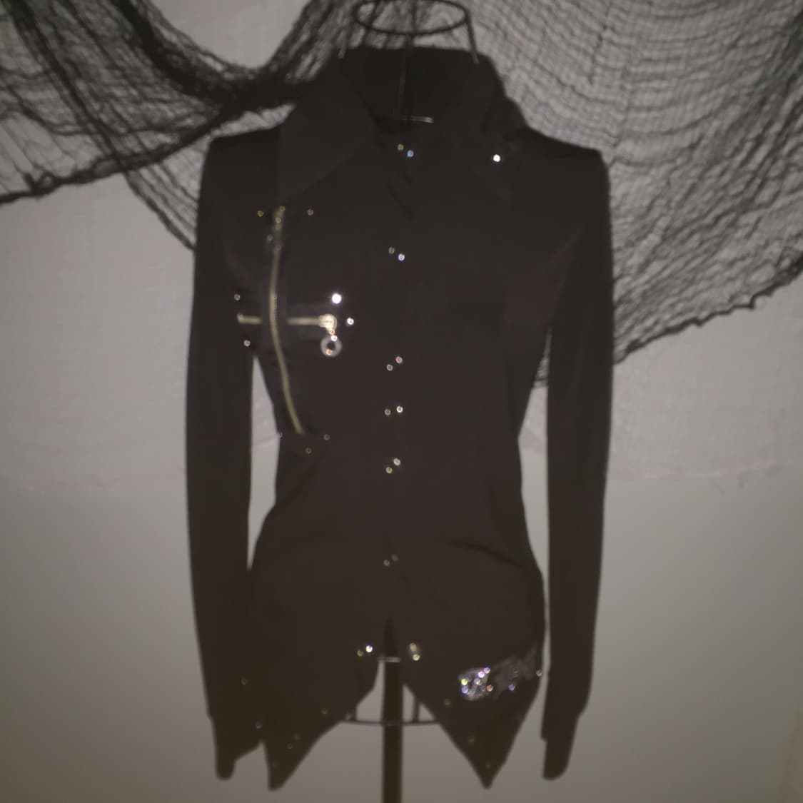 punk nana cross piercing shirt T 상품이미지10