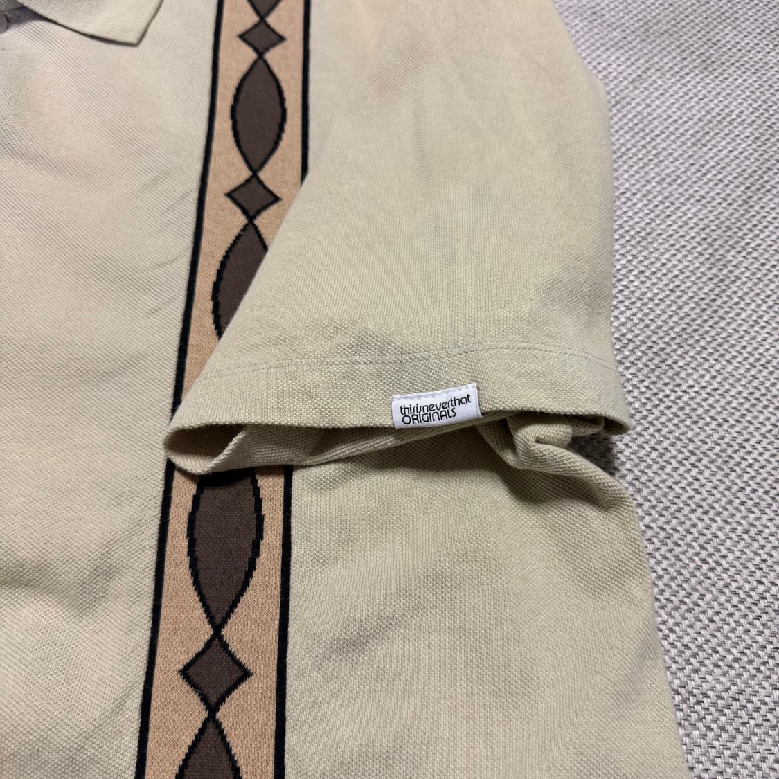 디스이즈네버댓 패턴 카라 반팔 가디건 상품이미지3