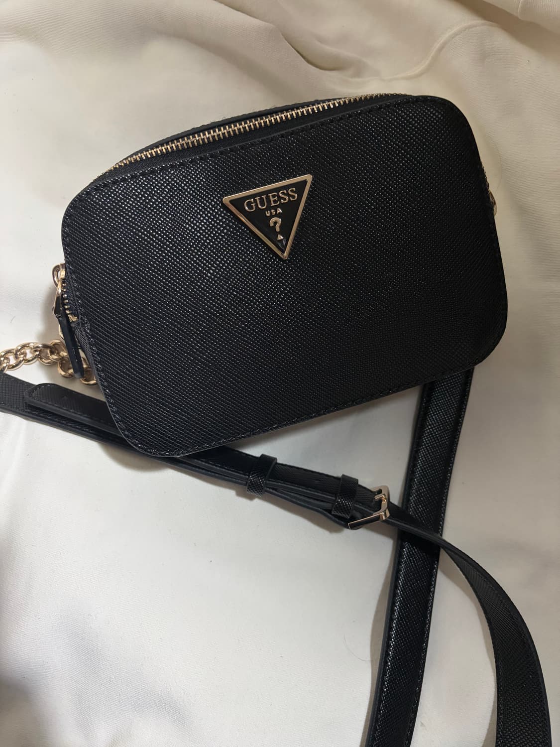 게스 카메라백 크로스백 상품이미지1