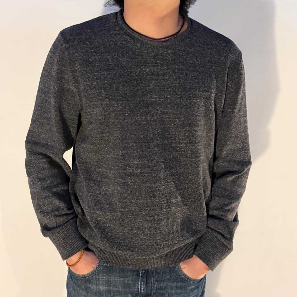 갭 롤링 넥 니트 차콜 그레이 헤더 상품이미지1