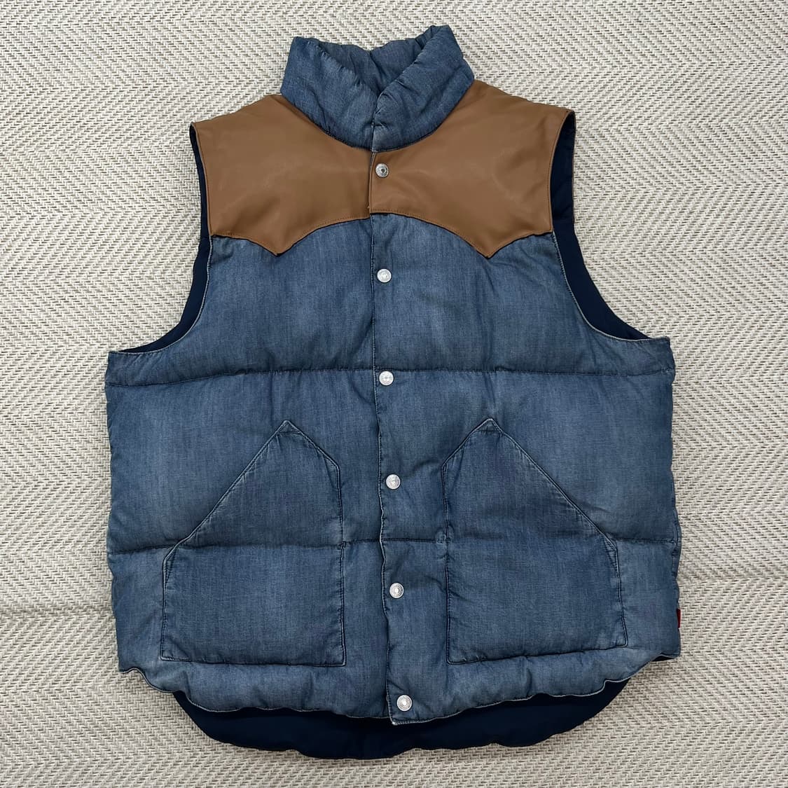 리바이스 리버시블 데님 패딩 베스트 r2910 상품이미지1