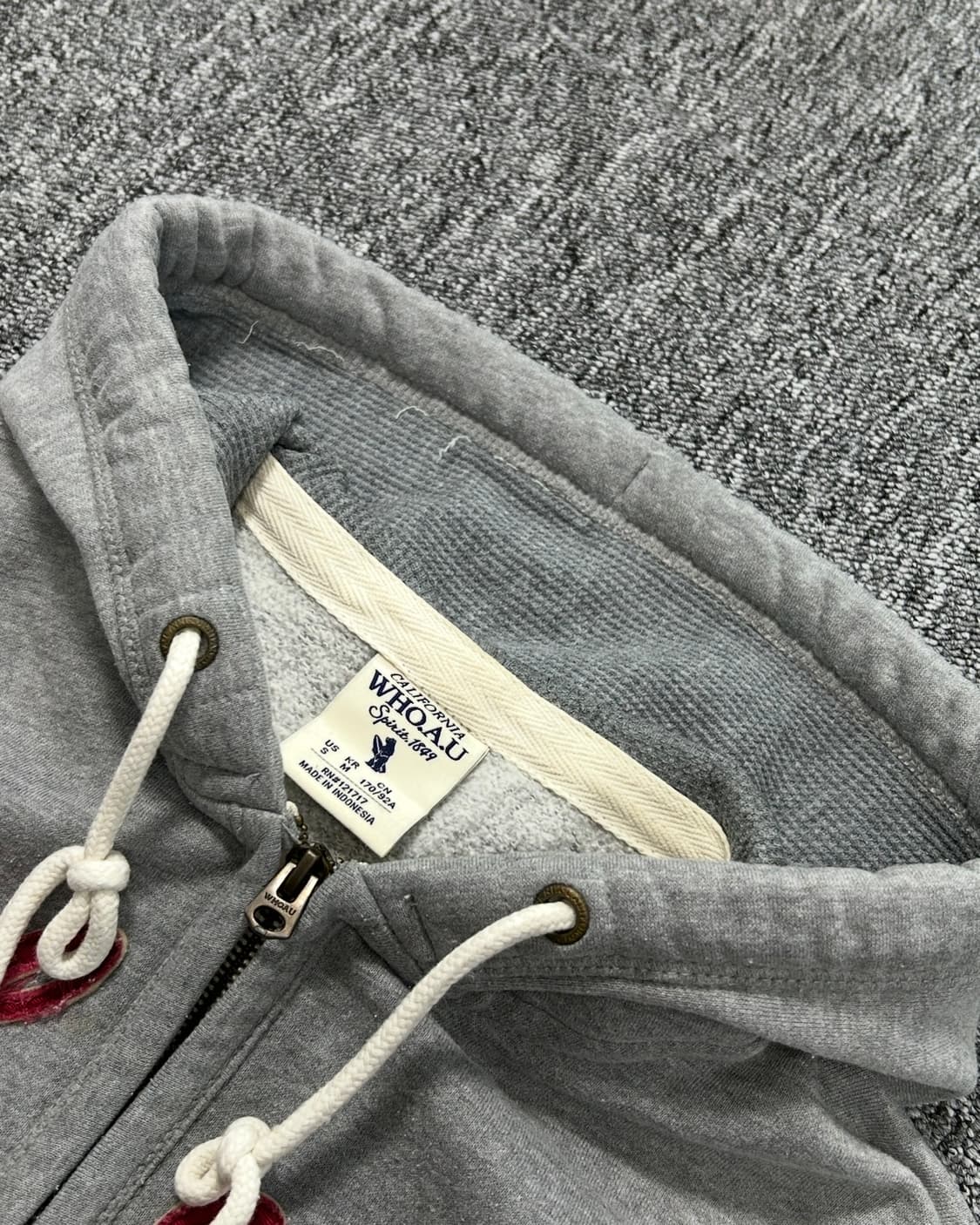  후아유 y2k 자수로고 그레이 후드집업 상품이미지6