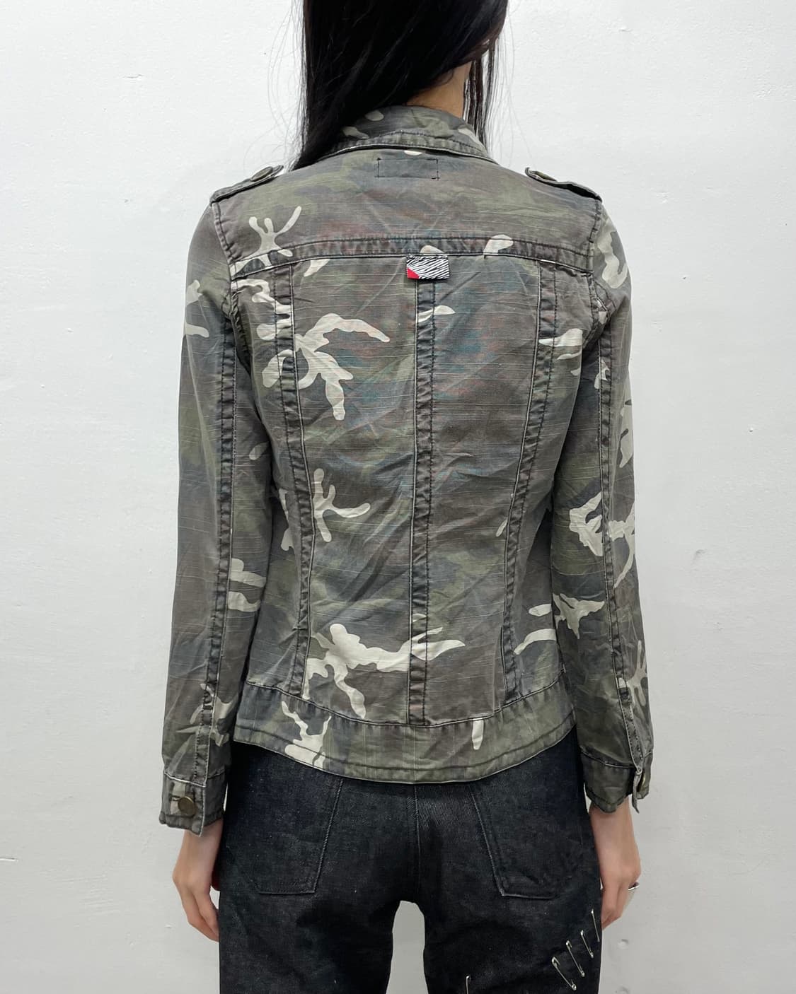 4 Pocket Cropped Camo Jacket  상품이미지3