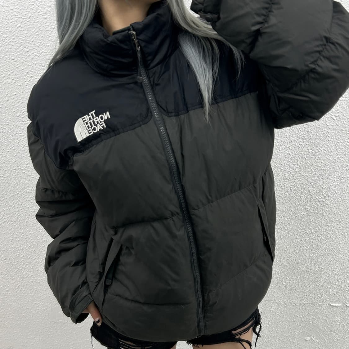 노스페이스 1996 눕시 차콜 패딩 XL 상품이미지2