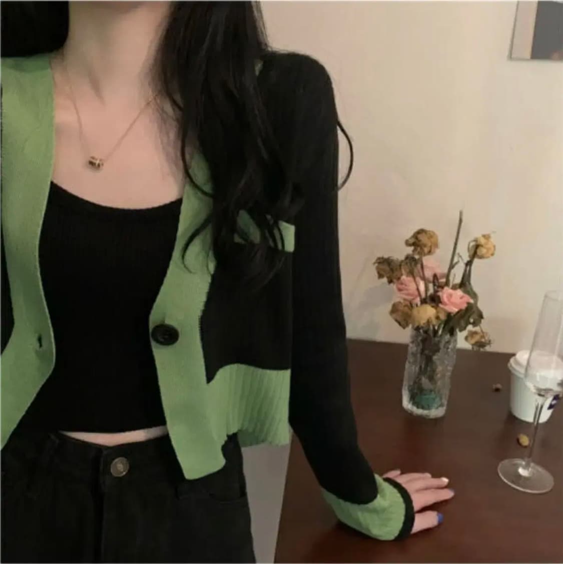 크롭 배색 가디건 상품이미지1