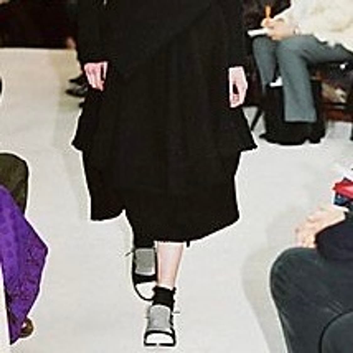 Ivory Toe Slip-On Shoes 상품이미지9