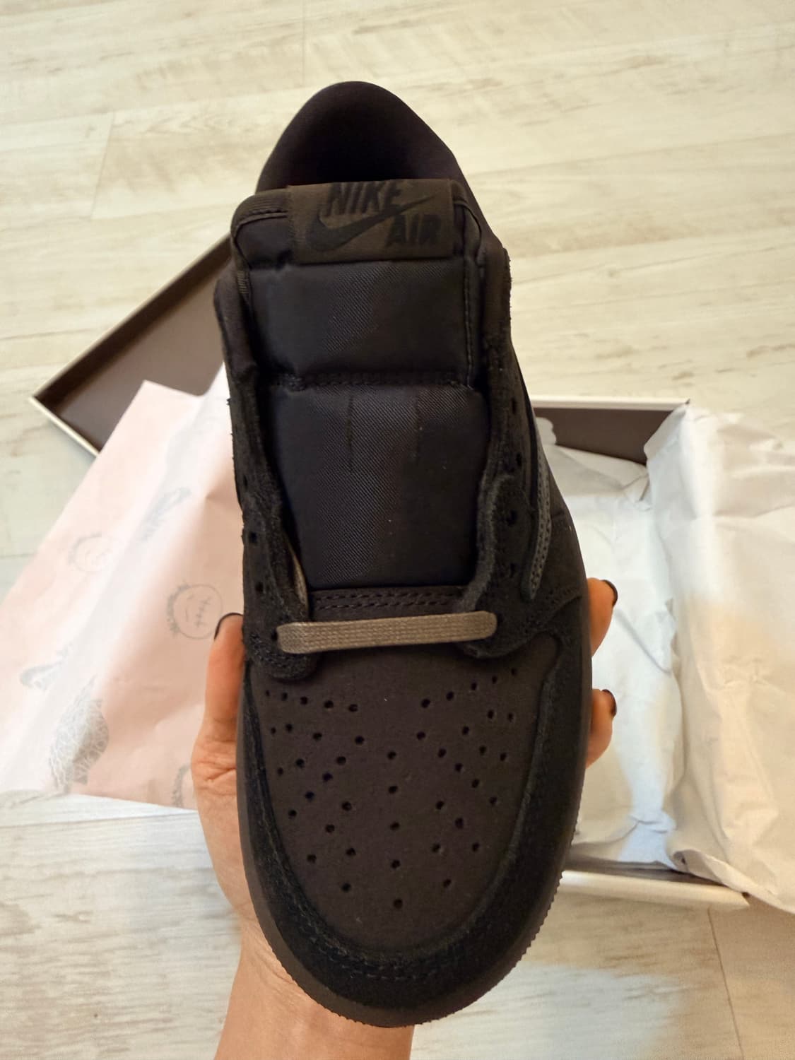 조던1 트레비스 스캇 레트로 로우 OG SP 벨벳브라운 앤 다크모카 상품이미지4