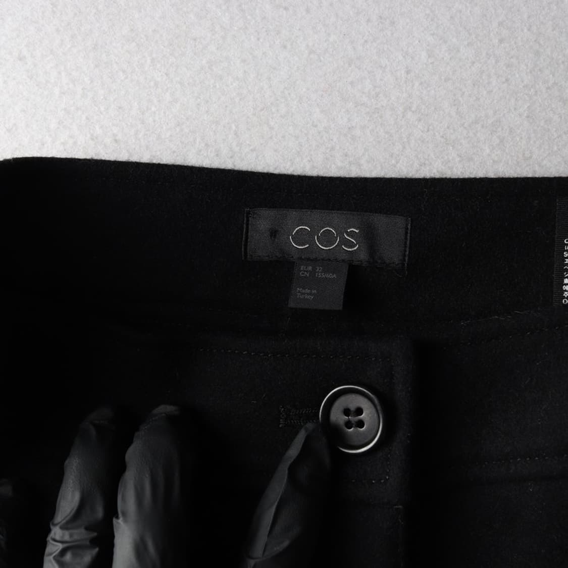 COS 울 와이드핏 팬츠 32 상품이미지6