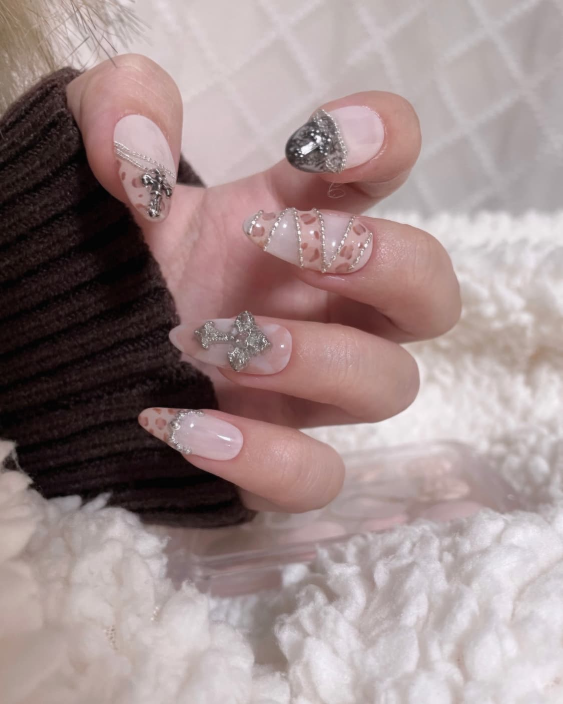 Leopard Glam with Chains 상품이미지2