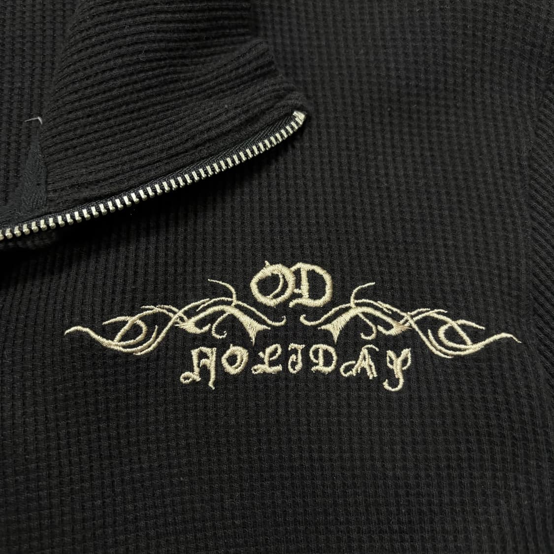 오디너리홀리데이 집업 상품이미지5