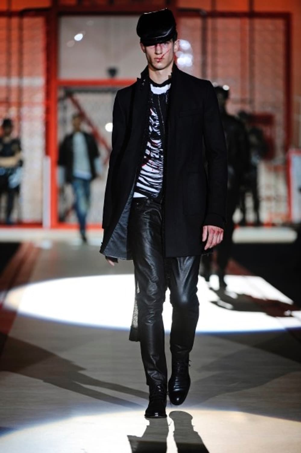 디스퀘어드2 2010AW 런웨이 아티저널 코트 상품이미지2