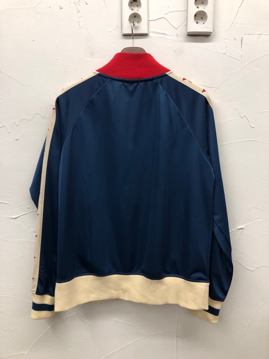 도쿄 디즈니랜드 트랙 집업 상품이미지2