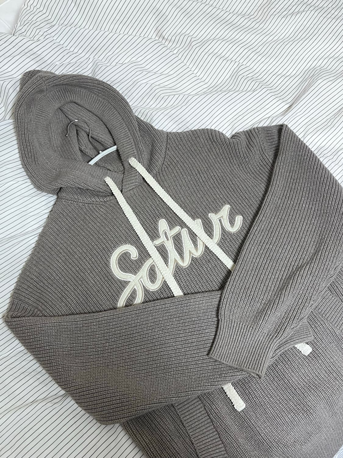 세터 아플리케 로고 캐시미어 블렌드 후드 니트 클래식 상품이미지1