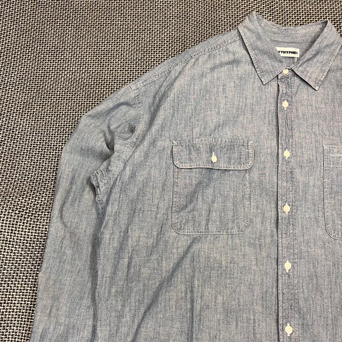 (새상품) SOFTHYPHEN 데님셔츠 (105) 상품이미지4