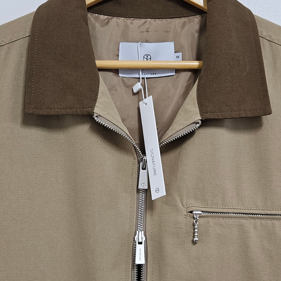 M 100) 새상품 시그니처 워크자켓 베이지 상품이미지3