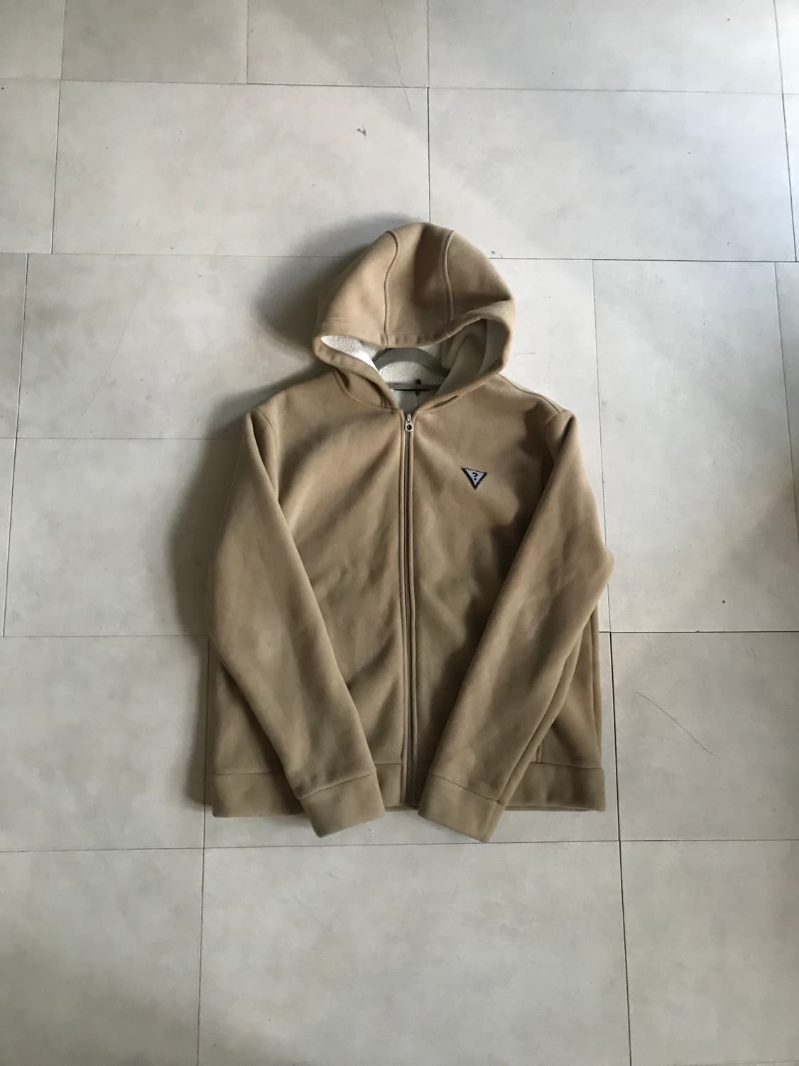 게스 베이지 퍼 후리스 후드집업 상품이미지6