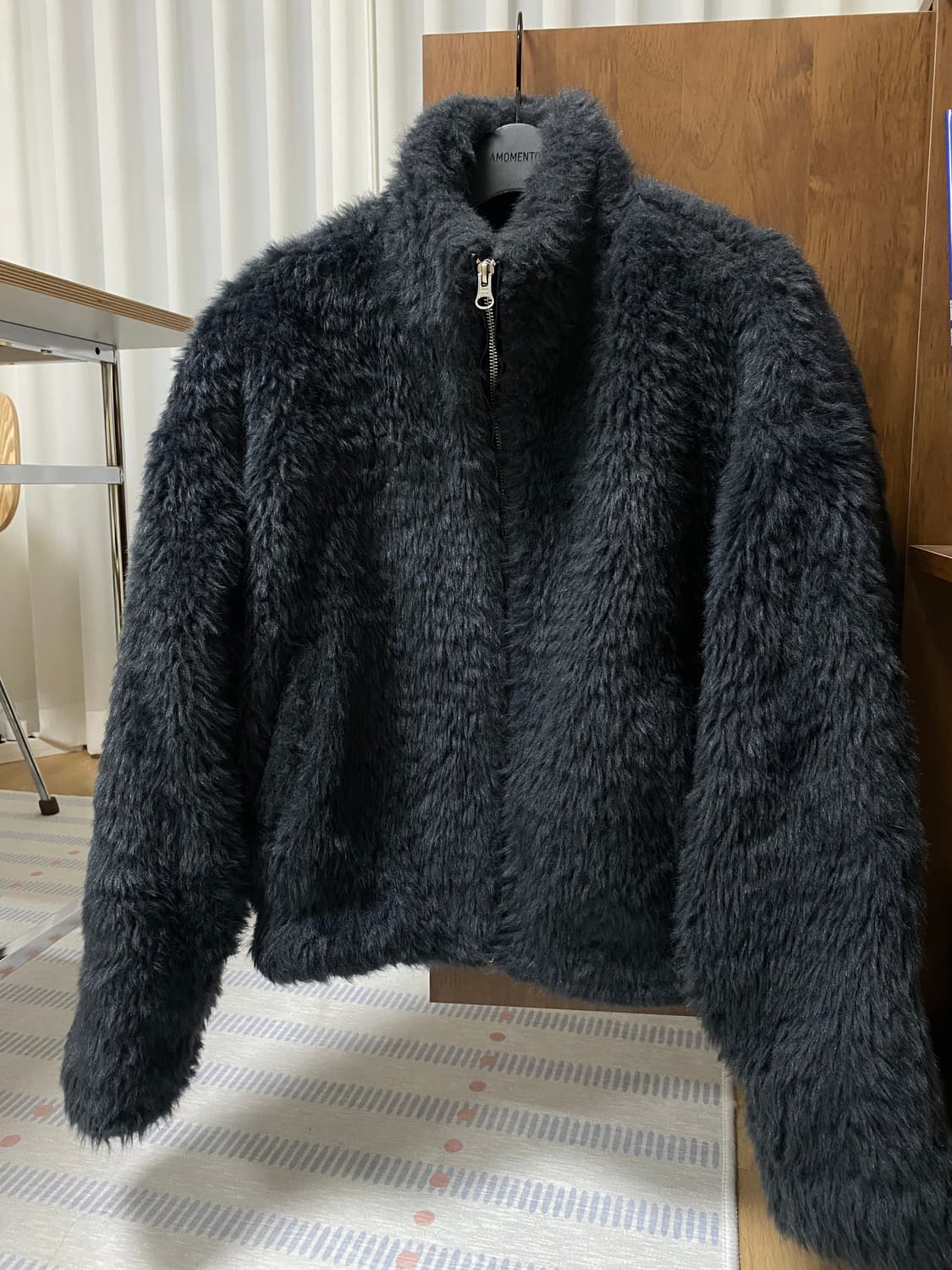 아모멘토 23f/w 퍼자켓 차콜블루 0사이즈 상품이미지6