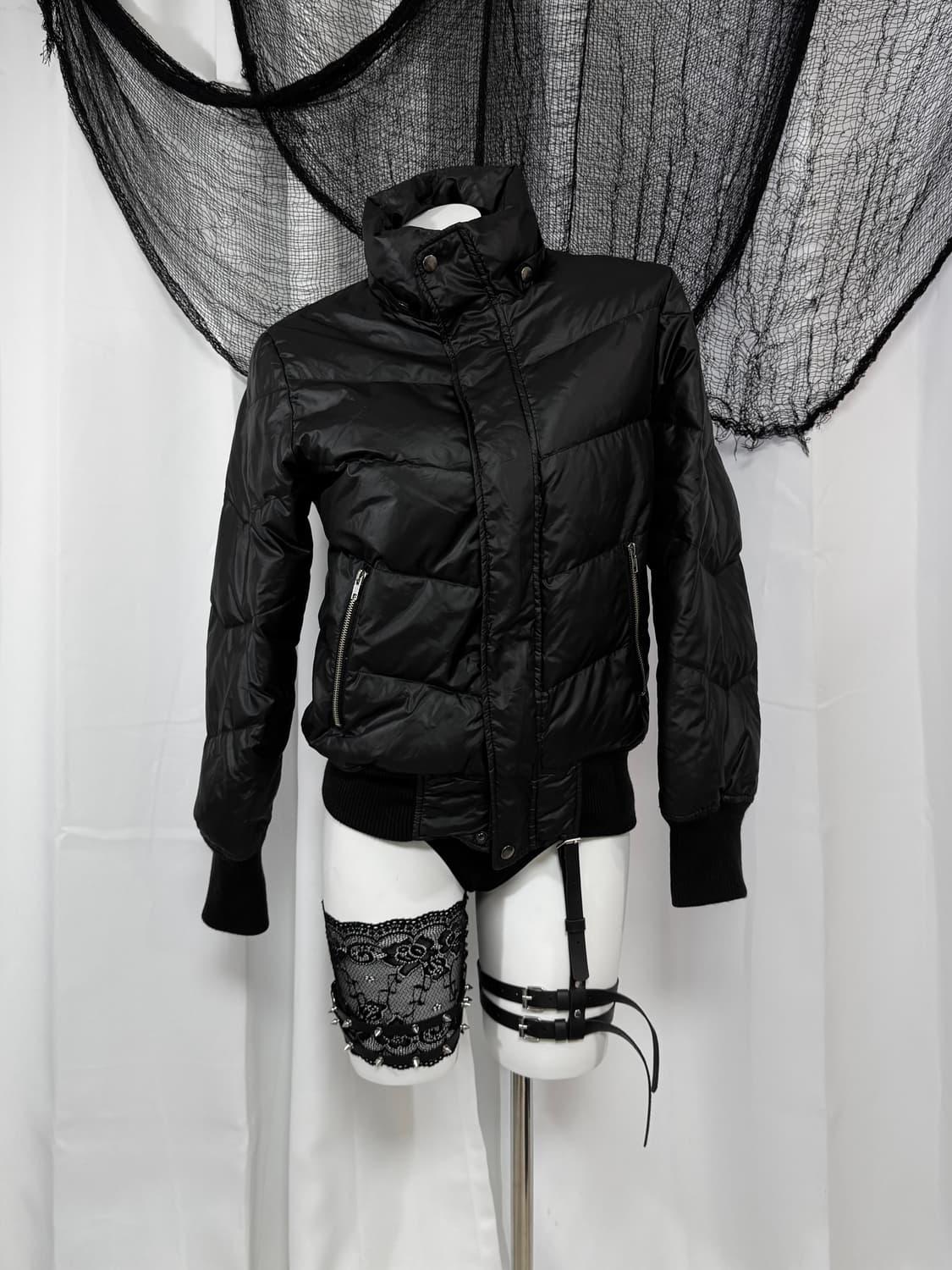 black padding 상품이미지1