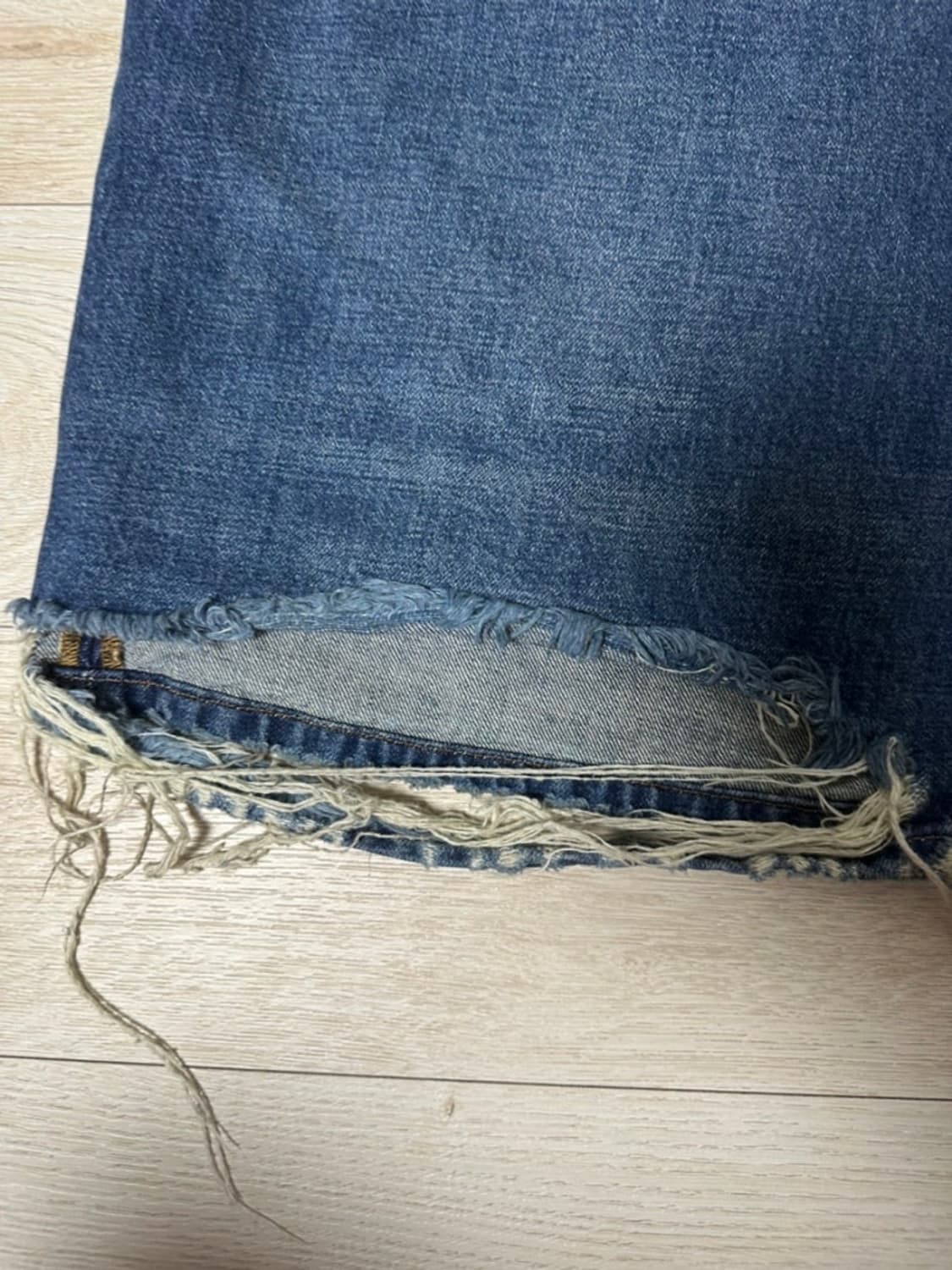 [M] 발렌시아가 로우크로치 데님 진 중청 상품이미지6