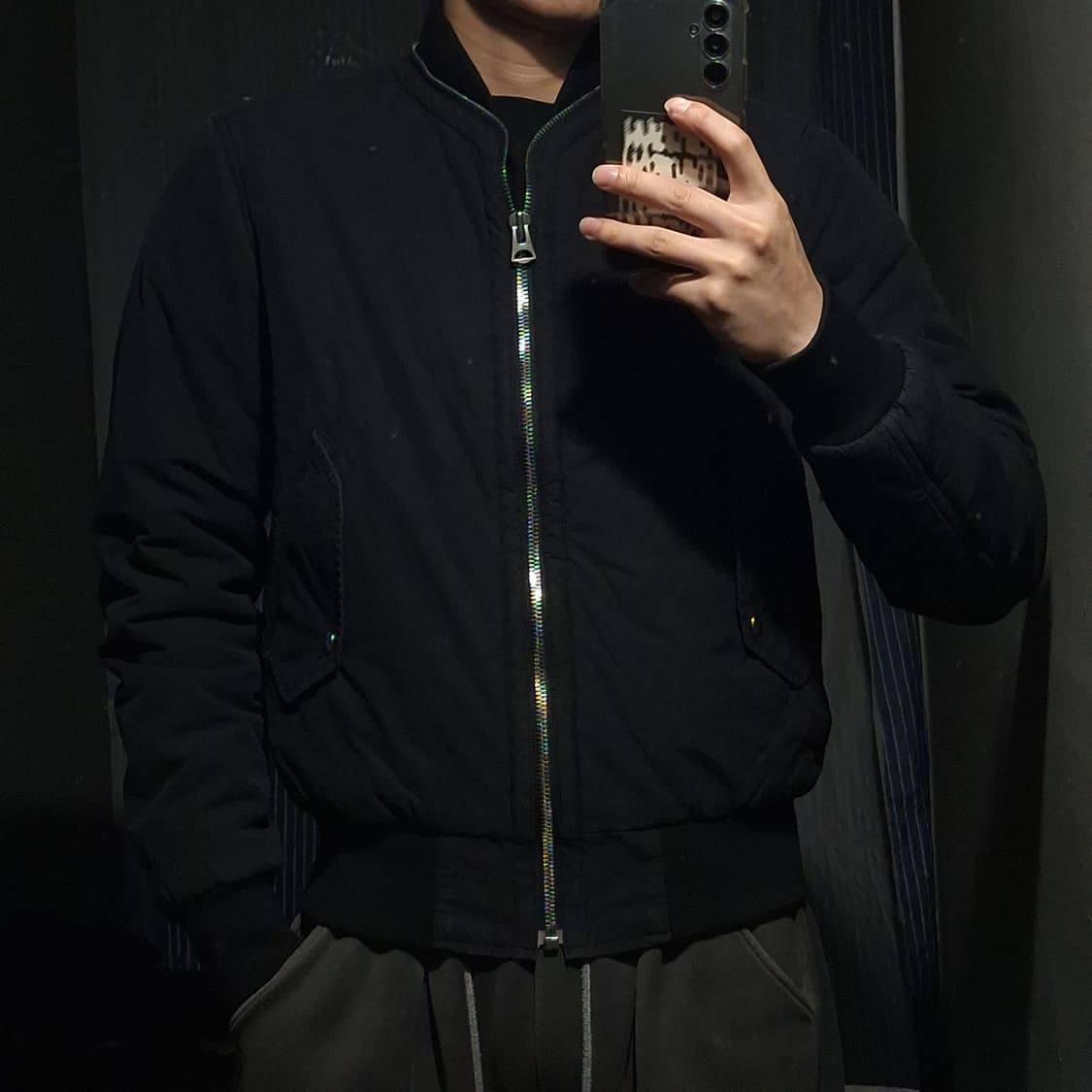 산드로 블랙 지퍼 디테일 투포켓 코튼 블루종 항공점퍼 마원MA1 봄버자켓 상품이미지2