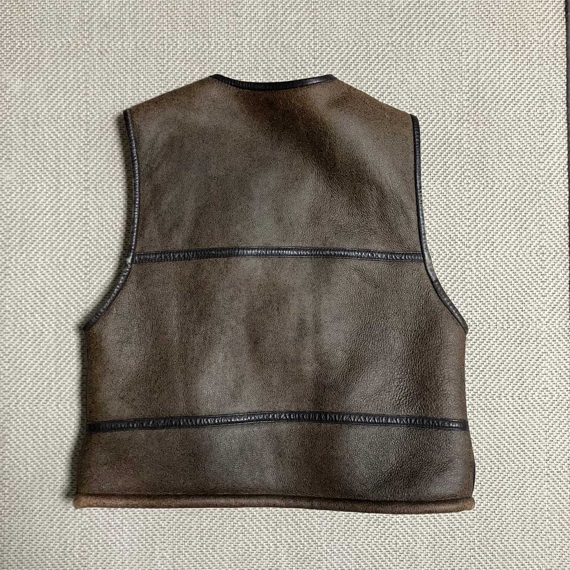인터메조 빈티지 가죽 무스탕 조끼 상품이미지2