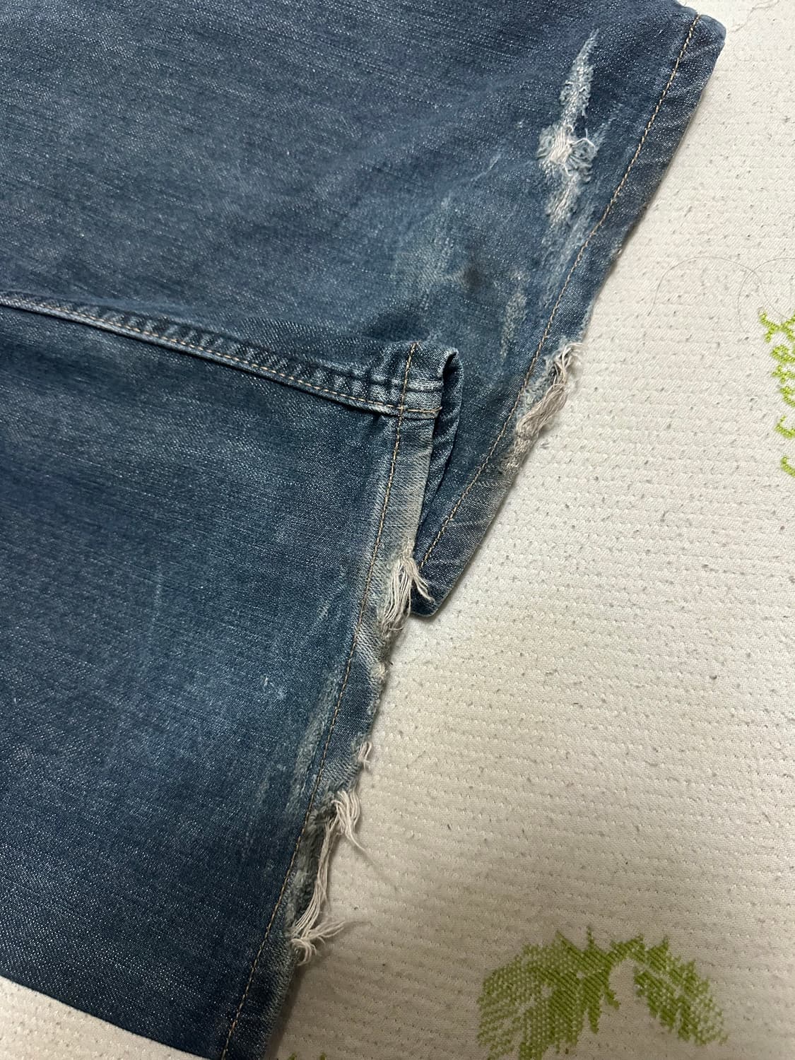 Levis 569 denim 38x32 판매합니다 상품이미지5