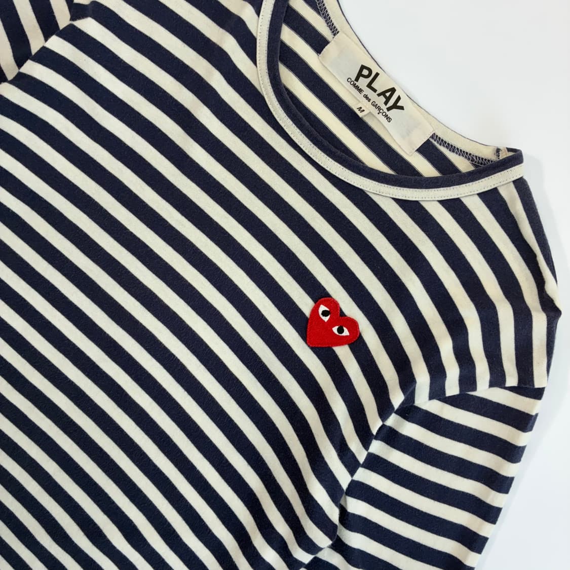 Comme Des Garcons 꼼데가르송 블루 레드와펜 보더티 상품이미지3